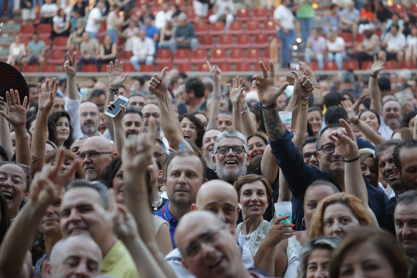 Manolo García enamora al público cordobés con un concierto único en imágenes