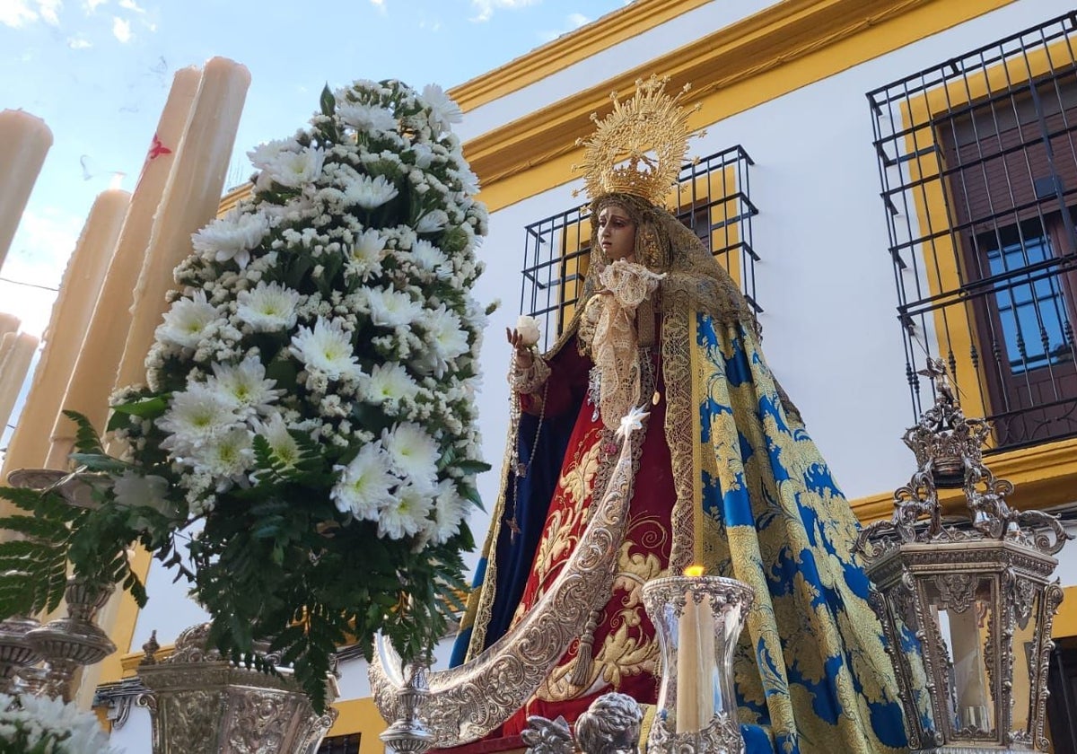 María Santísima de la Concepción en su Desamparo, en procesión, en imagen de archivo