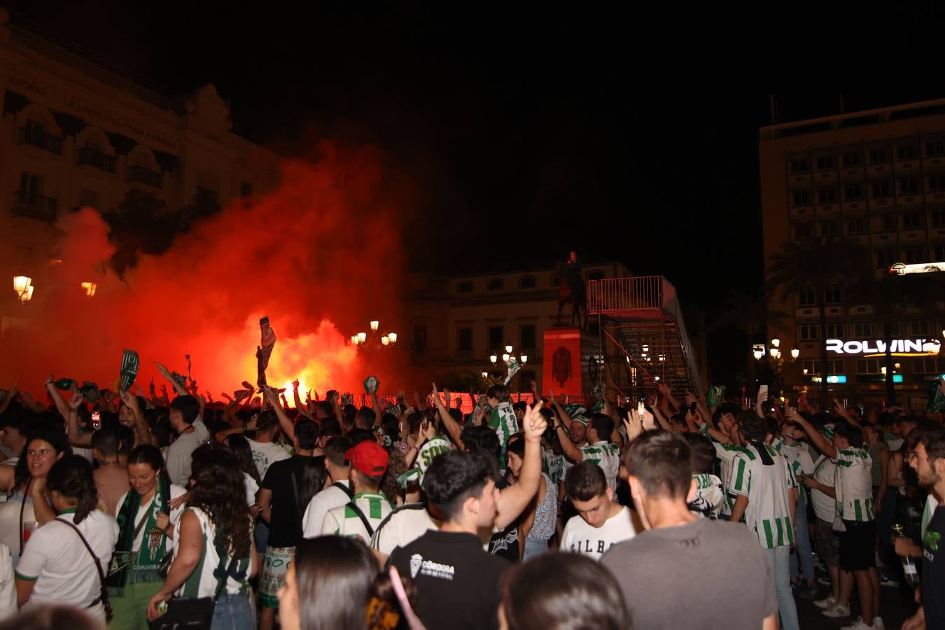 Fotos: la fiesta de la afición del Córdoba CF en Las Tendillas