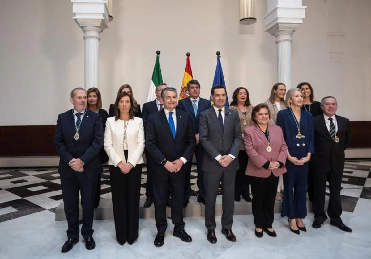 El Consejo Consultivo con el presidente andaluz, Juanma Moreno