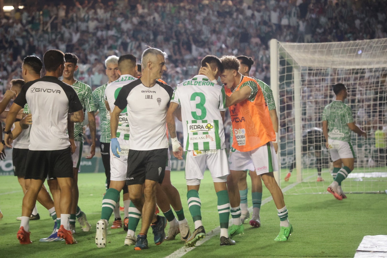 Las mejores imágenes de un ascenso para la historia del Córdoba CF