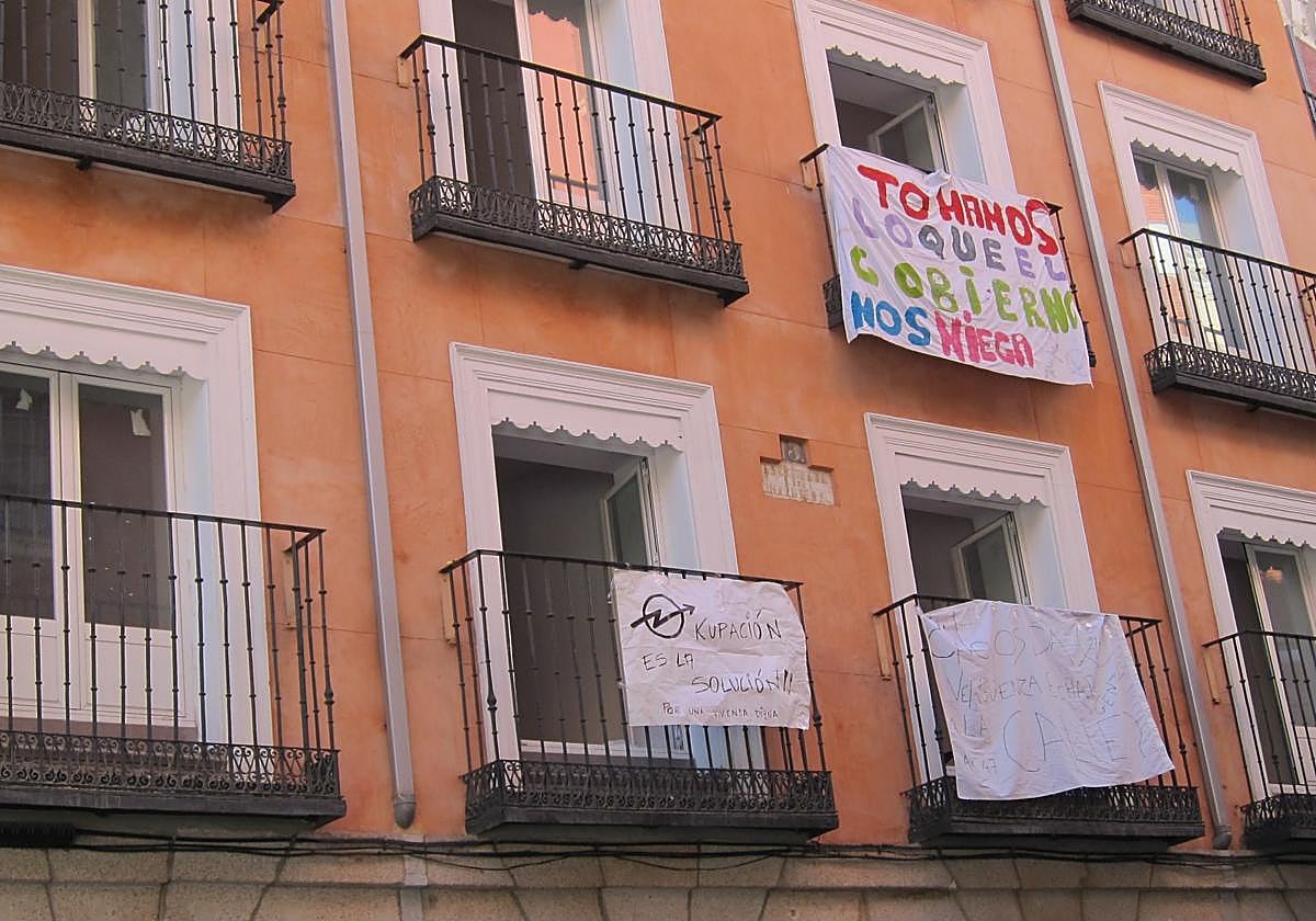 Cuánto tiempo se tarda en desalojar a un okupa de una casa en Madrid en 2024: este es la duración media estimada