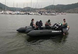 El joven ahogado en el pantano de San Juan se perdió en una zona de 20 metros de profundidad