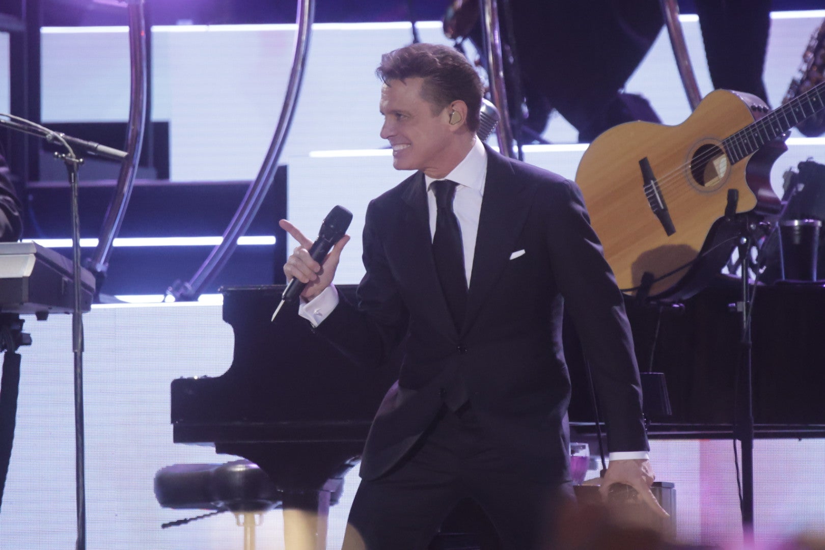 Las mejores imágenes del concierto de Luis Miguel en Córdoba