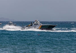 España niega un incidente de la Guardia Civil en las aguas que rodean Gibraltar y habla de «colaboración» policial con el Peñón