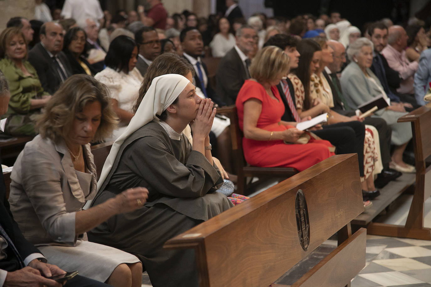Fotos: la ordenación de ocho nuevos sacerdotes en Córdoba