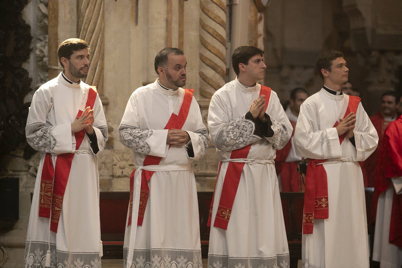 Fotos: la ordenación de ocho nuevos sacerdotes en Córdoba