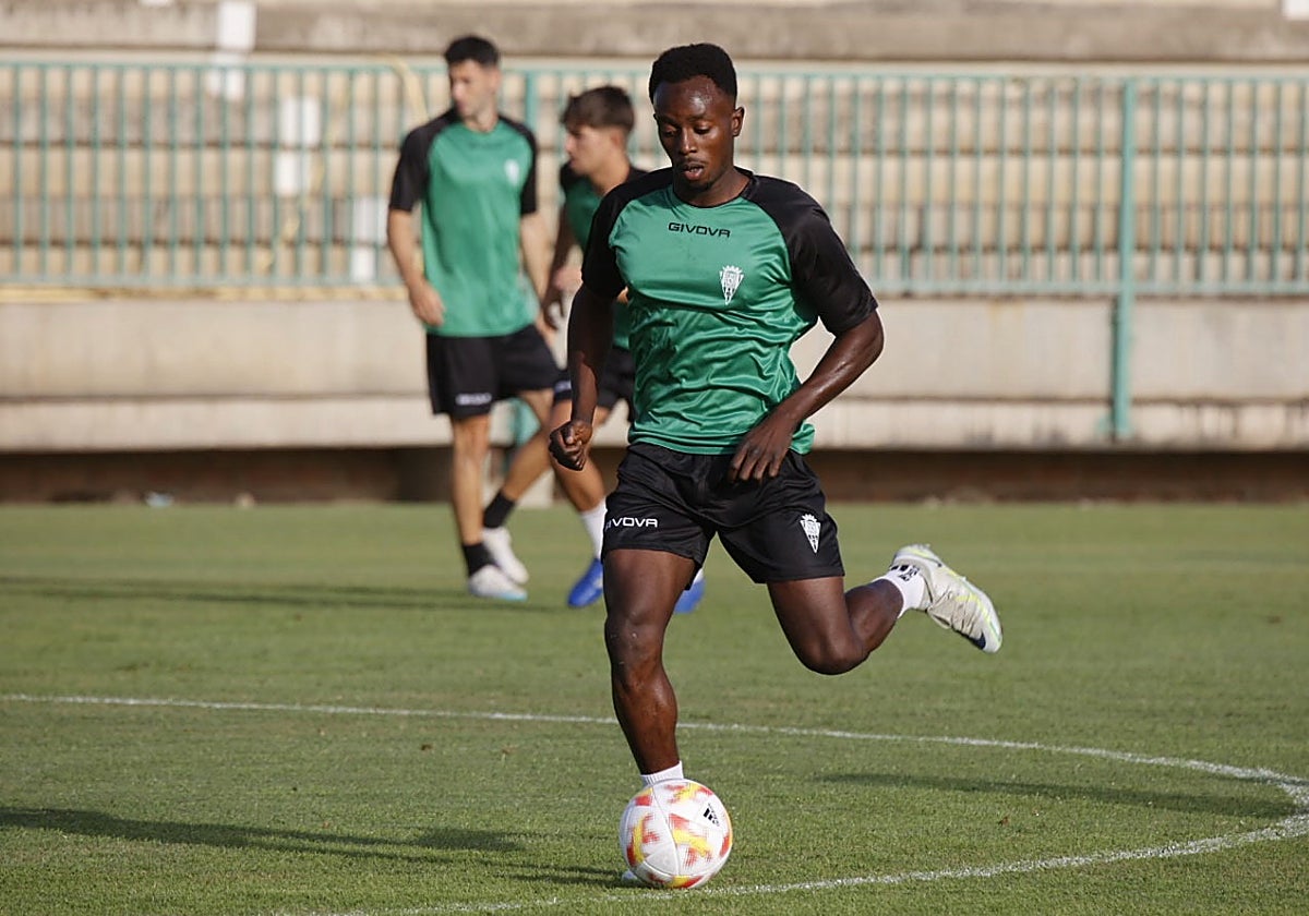 Yussi Diarra no seguirá siendo jugador del Córdoba CF
