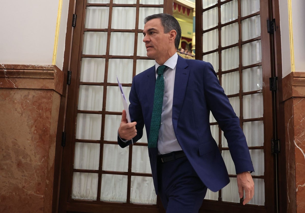 El presidente del Gobierno, Pedro Sánchez, el miércoles, tras la sesión de control en el Congreso
