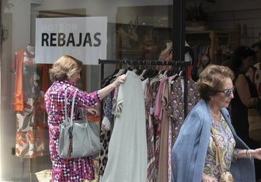 Estos son los festivos autorizados por la Junta para que los comercios abran en 2025