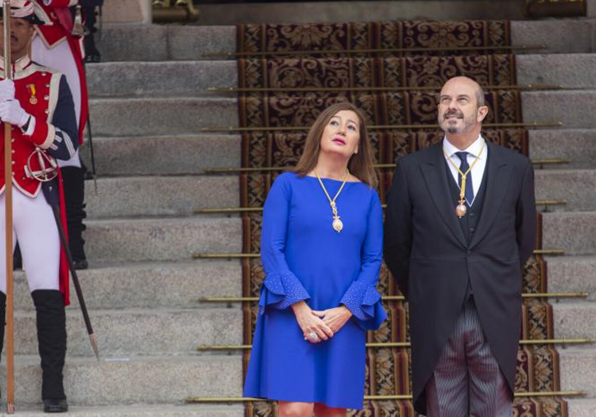 La presidenta del Congreso de los Diputados, Francina Armengol, y el presidente del Senado Pedro Rollán