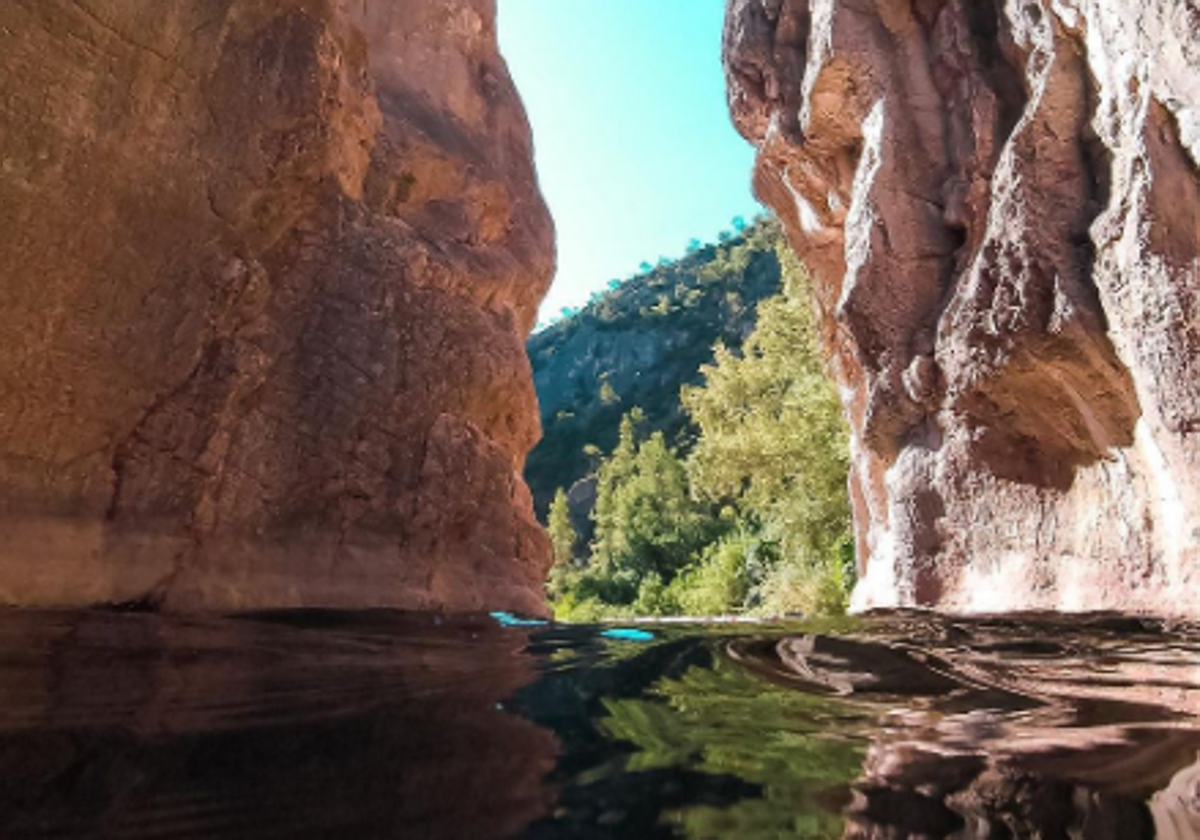 El balneario de aguas termales gratuito de Tarragona que tiene propiedades curativas