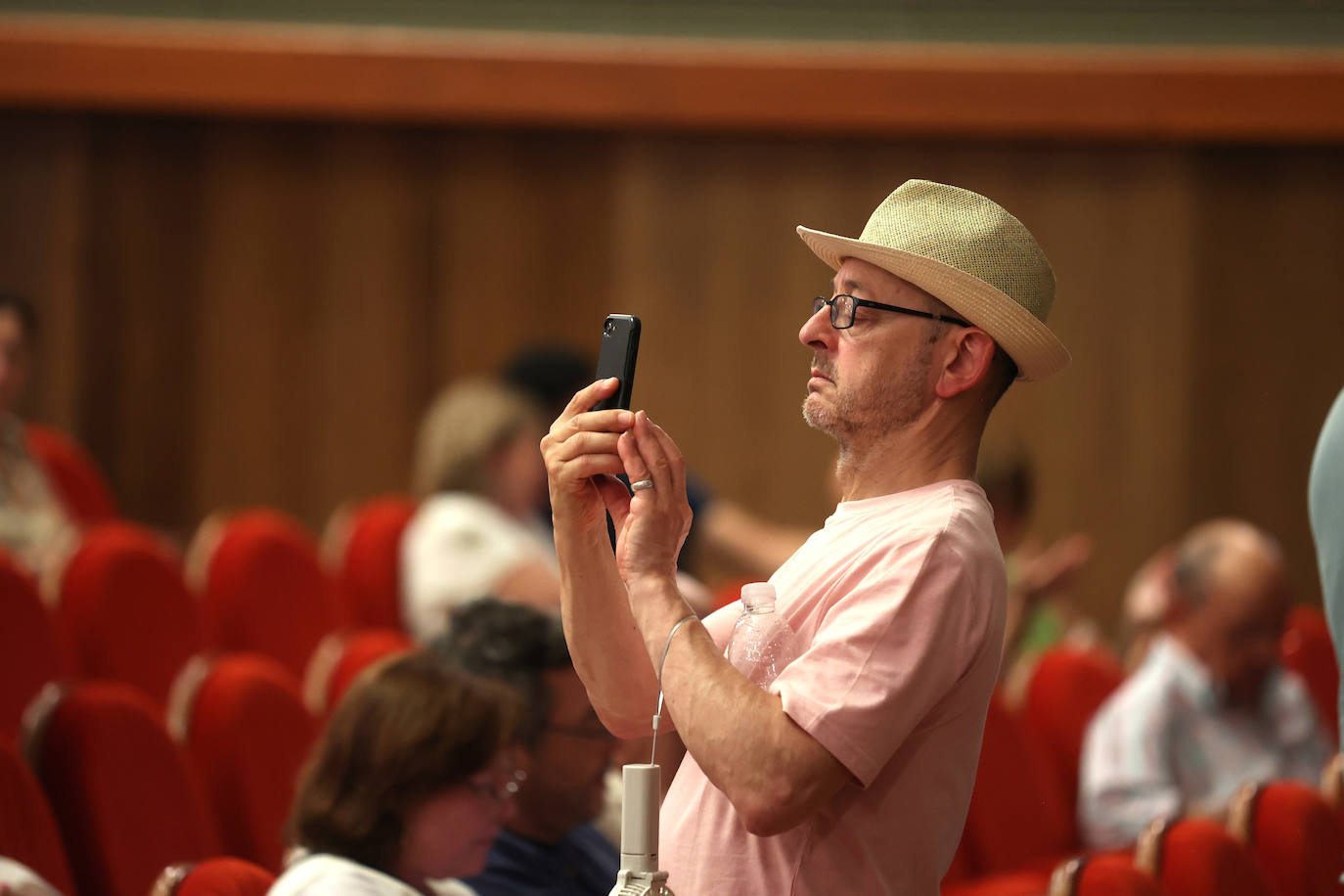 Fotos: José Antonio Rodríguez y la Orquesta estrenan una obra inspirada en Romero de Torres