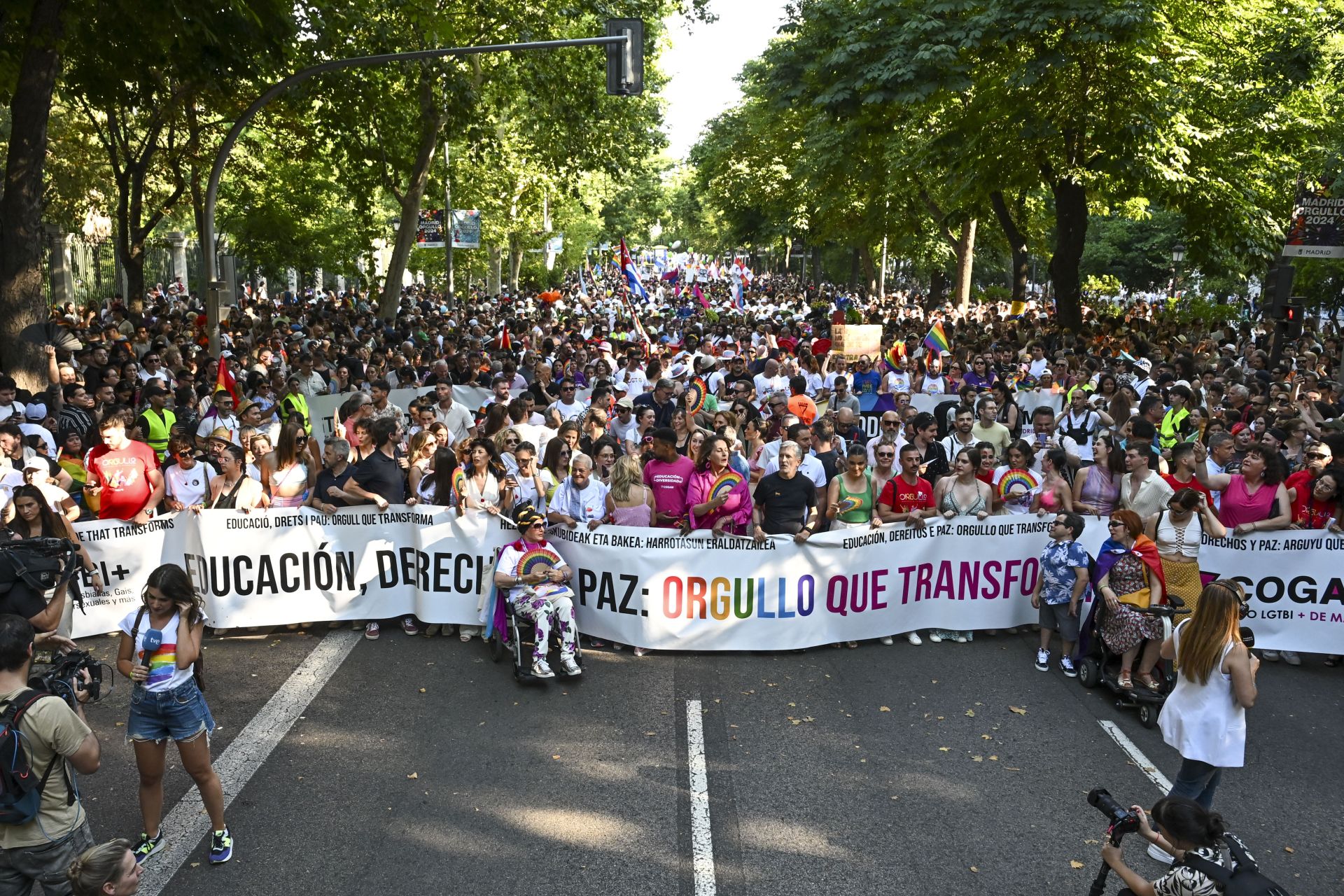 Cabecera de la Manifestación Estatal del Orgullo LGTBIQ+