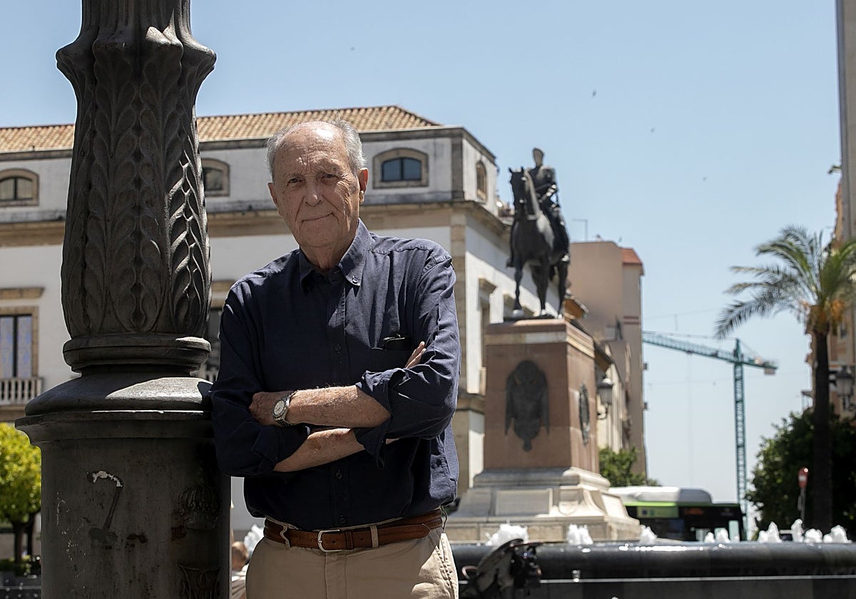 Carlos Pera, en la plaza de Las Tendillas