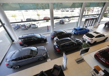 Los coches electrificados se frenan por la falta de ayudas y puntos de recarga
