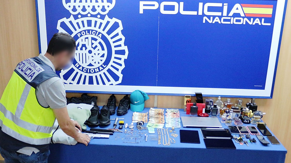 Cae en Valencia una banda que atracó un furgón con un millón y medio de euros en móviles