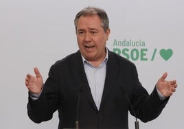 Juan Espadas acusa a Juanma Moreno de «romper unilateralmente» el acuerdo del Consejo Consultivo para «seguir persiguiendo» a Chaves y Griñán