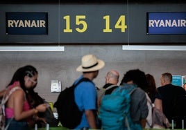 Ryanair celebra los 55 millones de pasajeros en el Aeropuerto de Alicante con una alta ocupación para el verano