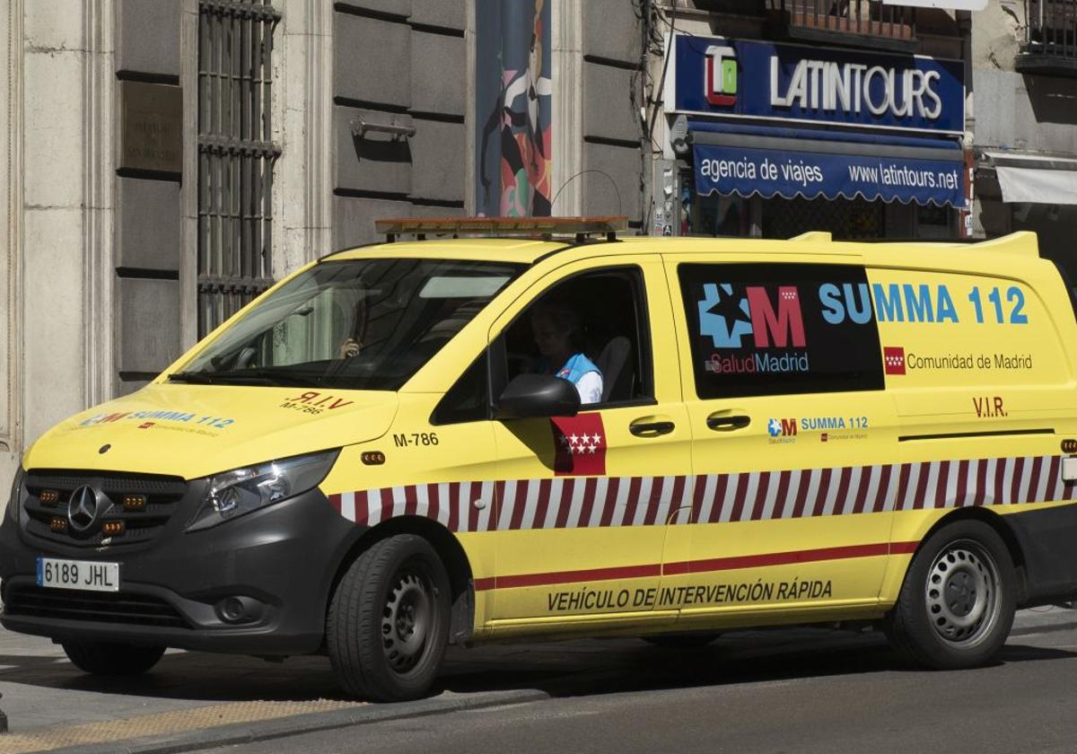 Una ambulancia en una foto de archivo