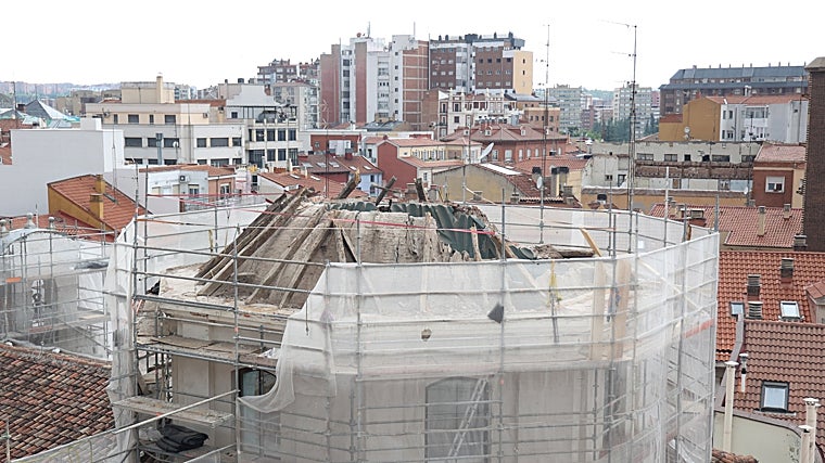 La iglesia de la Vera Cruz, ya sin cúpula