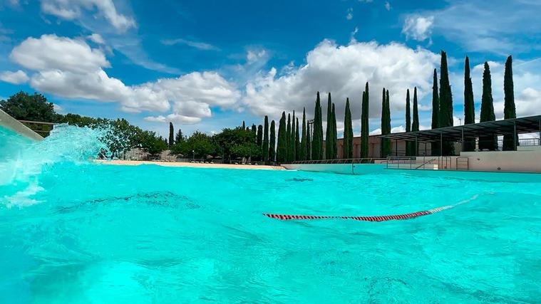 Piscina municipal de olas