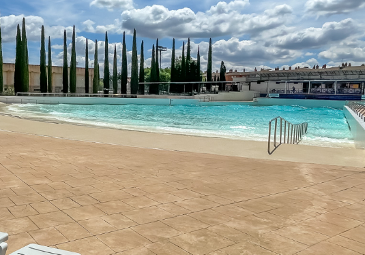 La única piscina municipal con olas de España