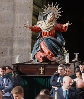 Imagen secundaria 2 - Ceremonia en la Catedral y procesión por las calles de Valladolid