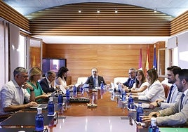 Page y Núñez se citan hoy para pulir el contenido del nuevo Estatuto