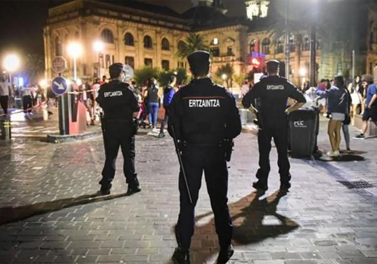 Detenido un hombre por apuñalar hasta en cinco ocasiones a una mujer en el  aparcamiento de una discoteca en Vizcaya