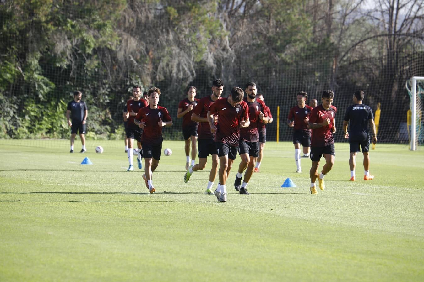 Las mejores imágenes del primer entrenamiento de pretemporada del Córdoba CF