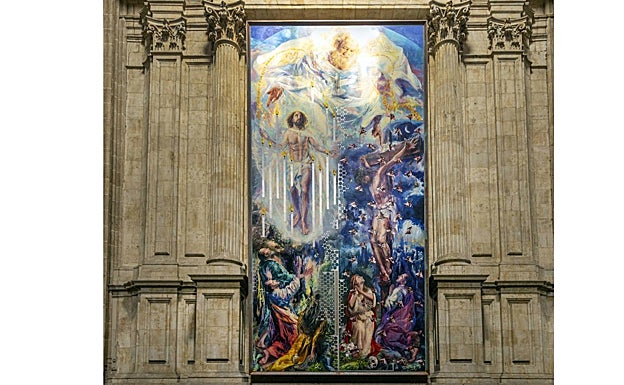 Florencio Maíllo viste el trasaltar de la Catedral de Salamanca con un cuadro de ocho metros