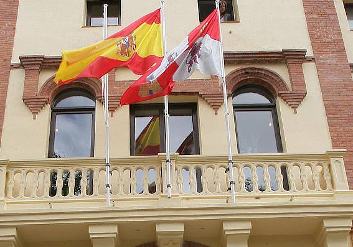 Detalle del colegio de la Asunción, sede de la Junta en Valladolid