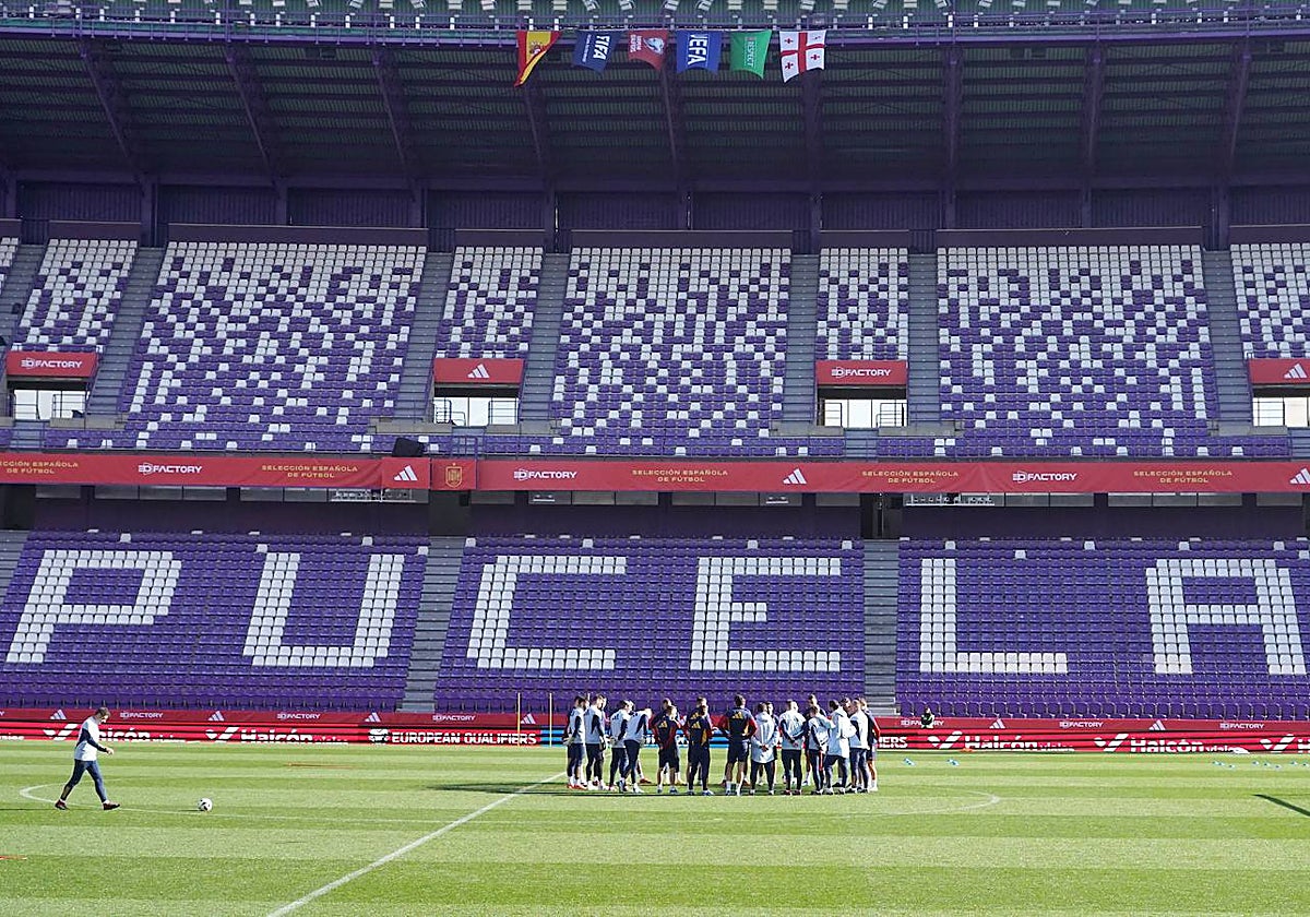 La selección española masculina de fútbol en el Estadio José Zorrilla, en imagen de archivo