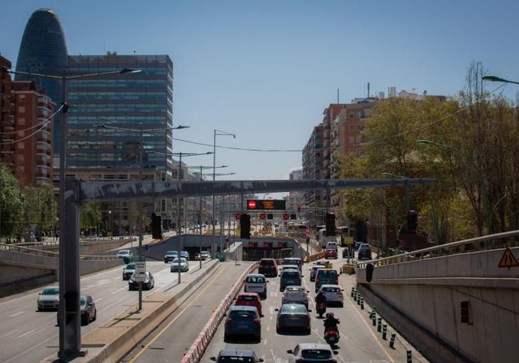 Un 56% de los conductores de la primera corona de Barcelona no tiene una alternativa de transporte público