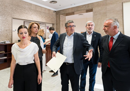 El PP anuncia su 'no' a la ley de Extranjería y el Gobierno le acusa de poner «excusas»