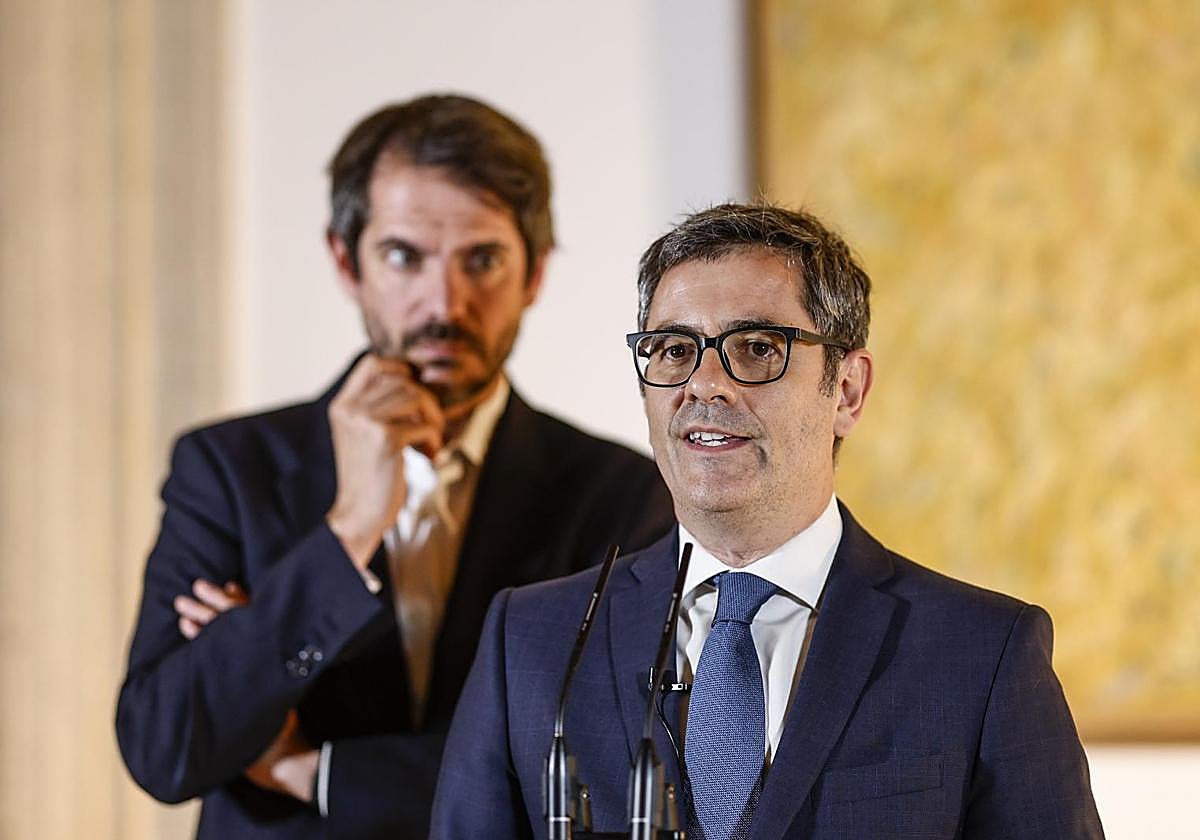 Urtasun y Bolaños atienden a los medios tras la primera jornada de reuniones con los grupos parlamentarios