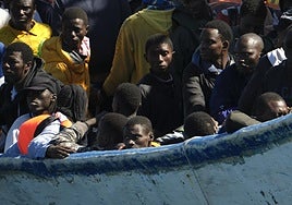 Qué implica declarar la emergencia migratoria en toda España, como solicita el PP