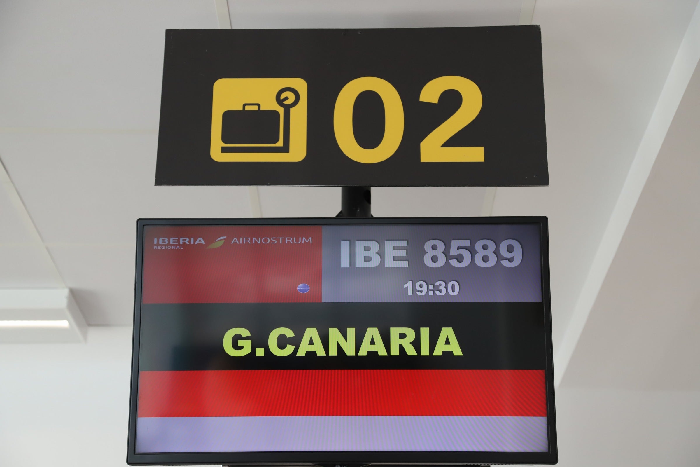 El estreno del vuelo entre Córdoba y Gran Canaria, en imágenes