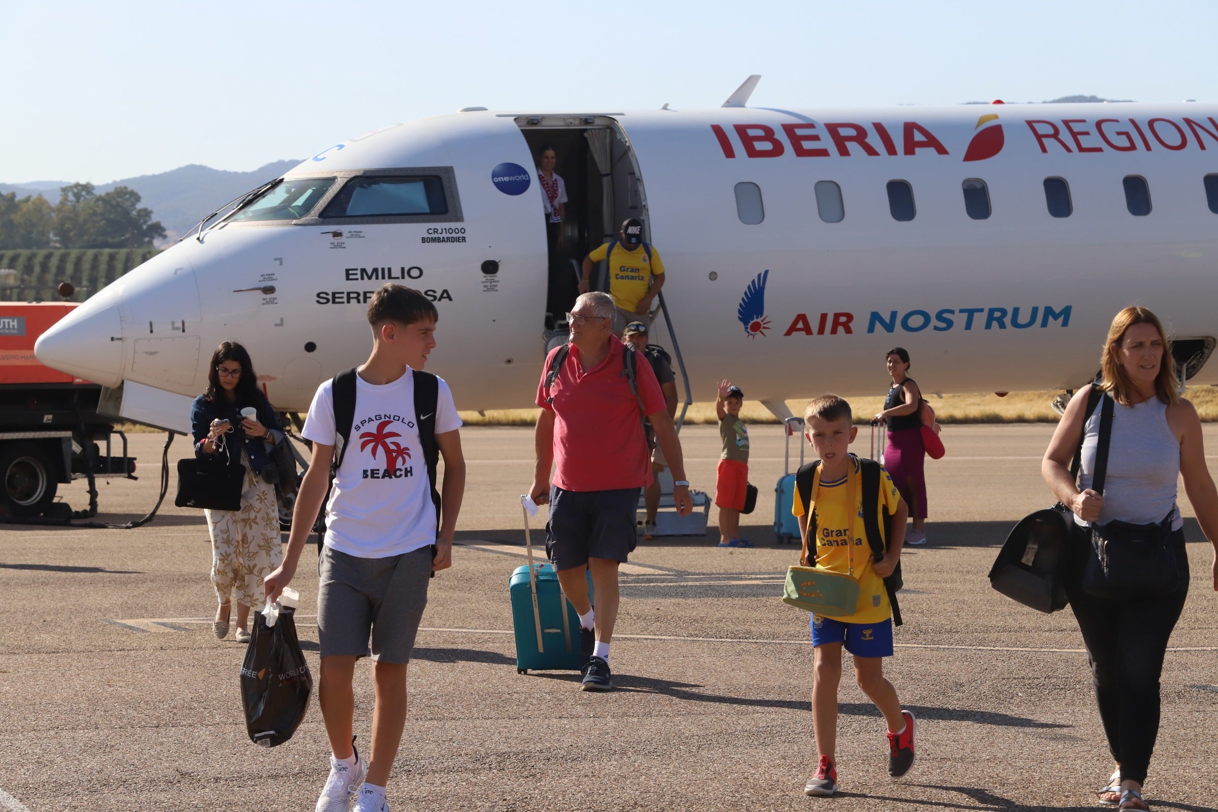 El estreno del vuelo entre Córdoba y Gran Canaria, en imágenes