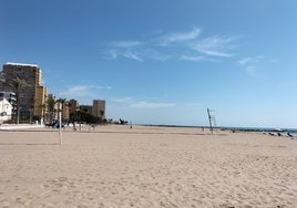 La Pobla de Farnals reabre sus playas al constatar que el agua está en perfecto estado para el baño