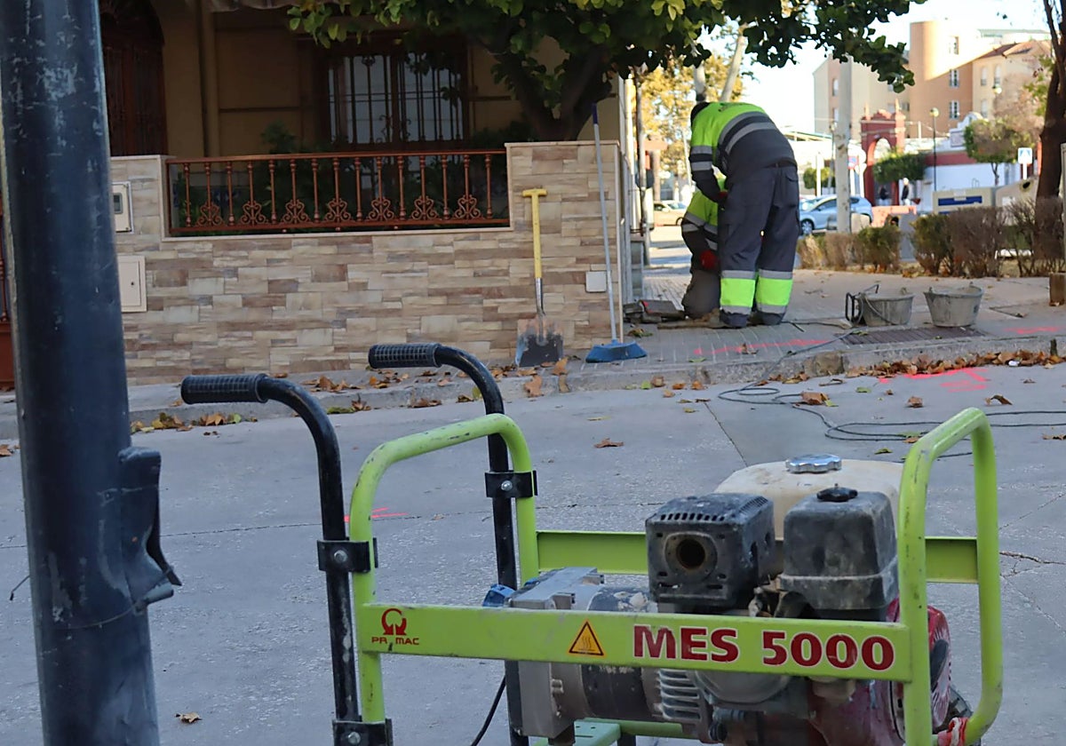 Obras de mejora del saneamiento en Lucena