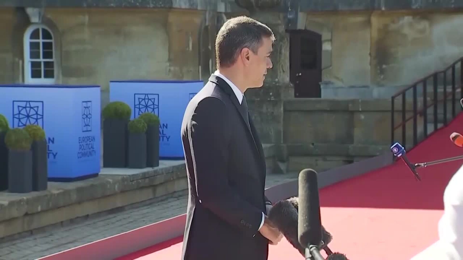 Pedro Sánchez escribe al juez del &#039;caso Begoña Gómez&#039; y le pide declarar por escrito