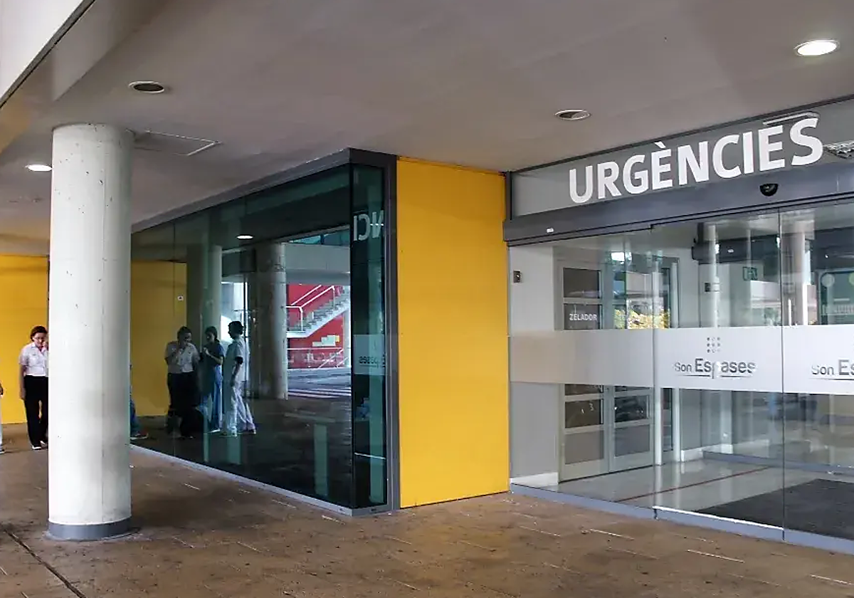 Entrada al servicio de Urgencias en el Hospital Son Espases