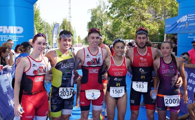 Pódium de la XXVI edición del Triatlón sprint de Valladolid