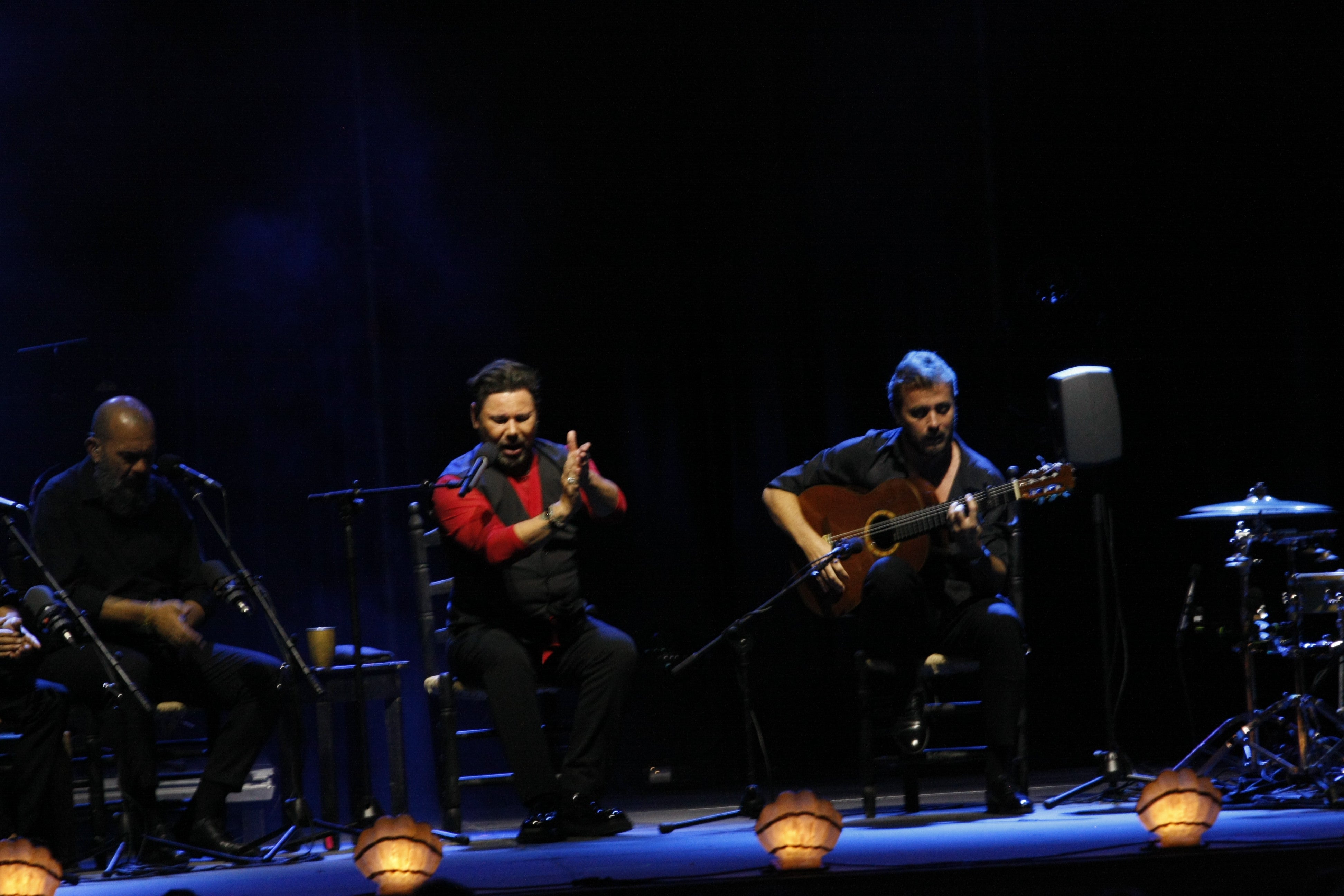 Las mejores imágenes del concierto de Miguel Poveda en Priego de Córdoba