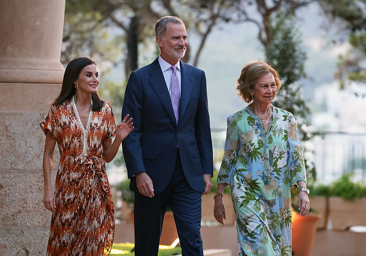 La Reina Letizia, el Rey Felipe VI y la Reina Sofía en Marivent