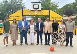 Valmojado inaugura una pista deportiva 3x3