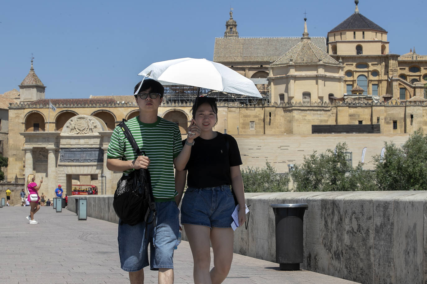 Fotos: El prolongado calor sacude Córdoba este domingo
