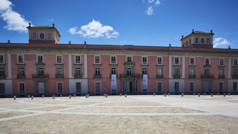 Vista exterior del palacio del infante Don Luis